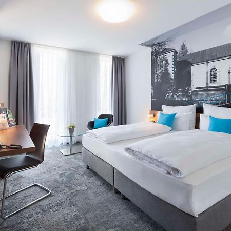 Best Western Hotel Am Europaplatz Koenigsbrunn Exterior photo
