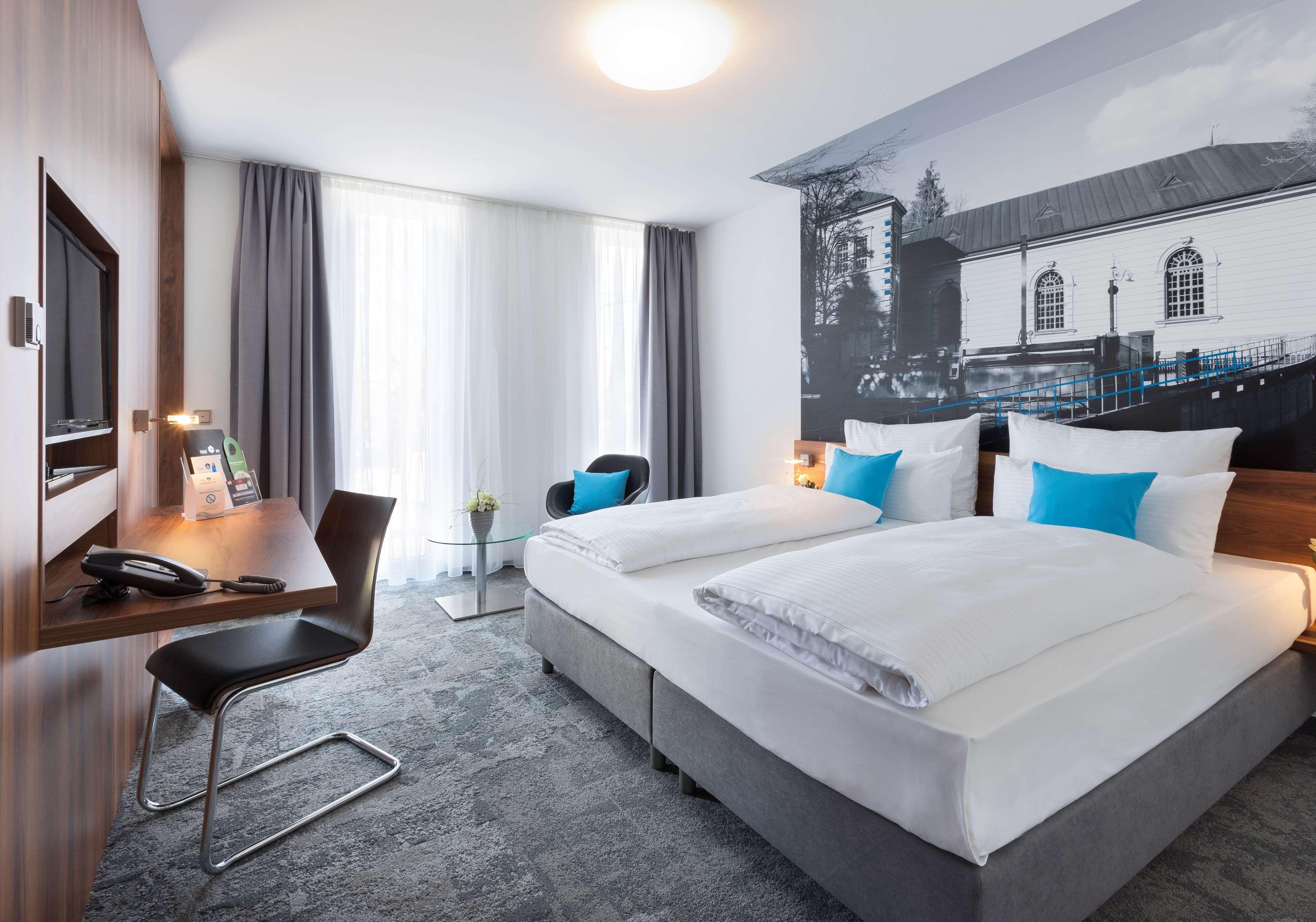 Best Western Hotel Am Europaplatz Koenigsbrunn Exterior photo
