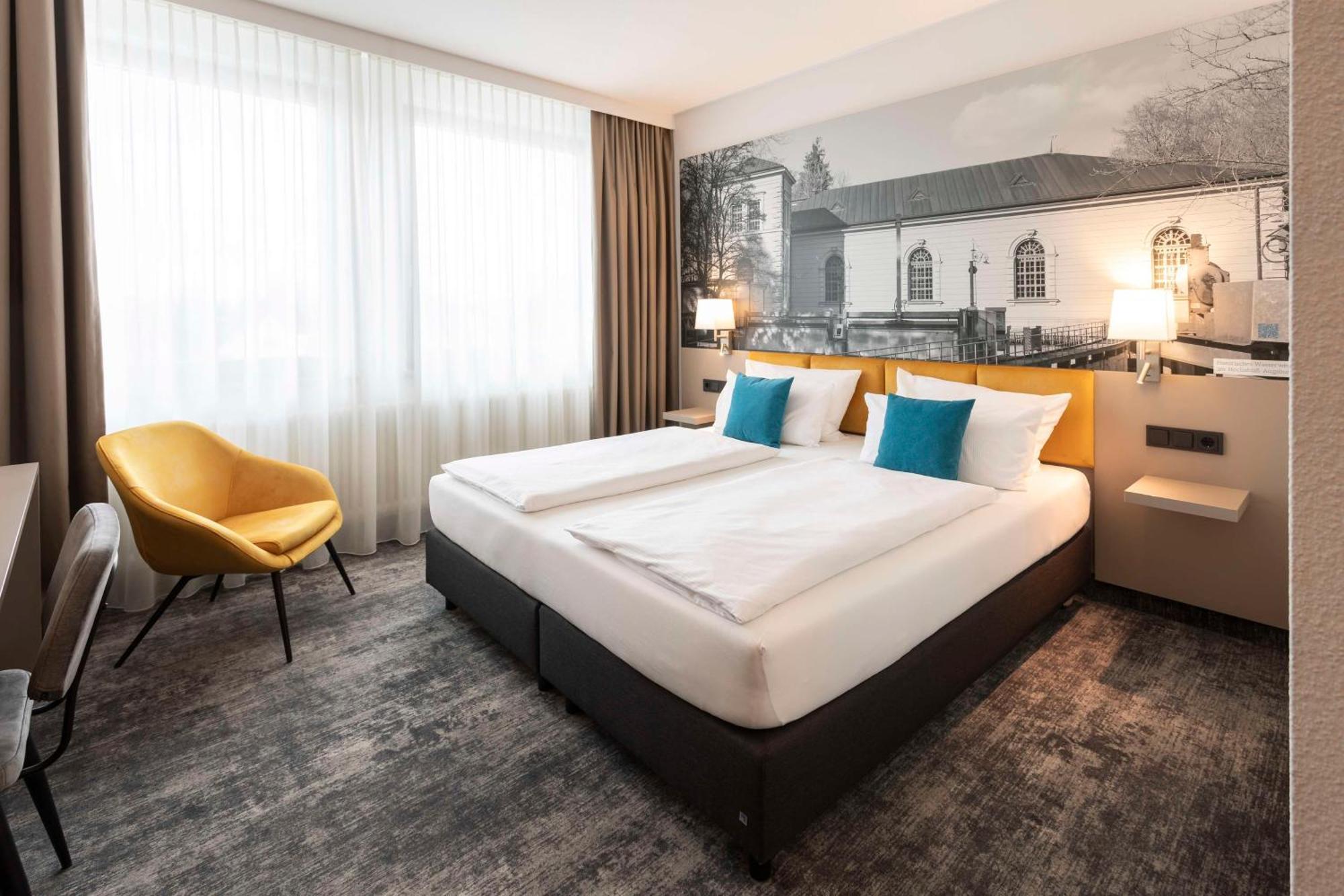 Best Western Hotel Am Europaplatz Koenigsbrunn Exterior photo
