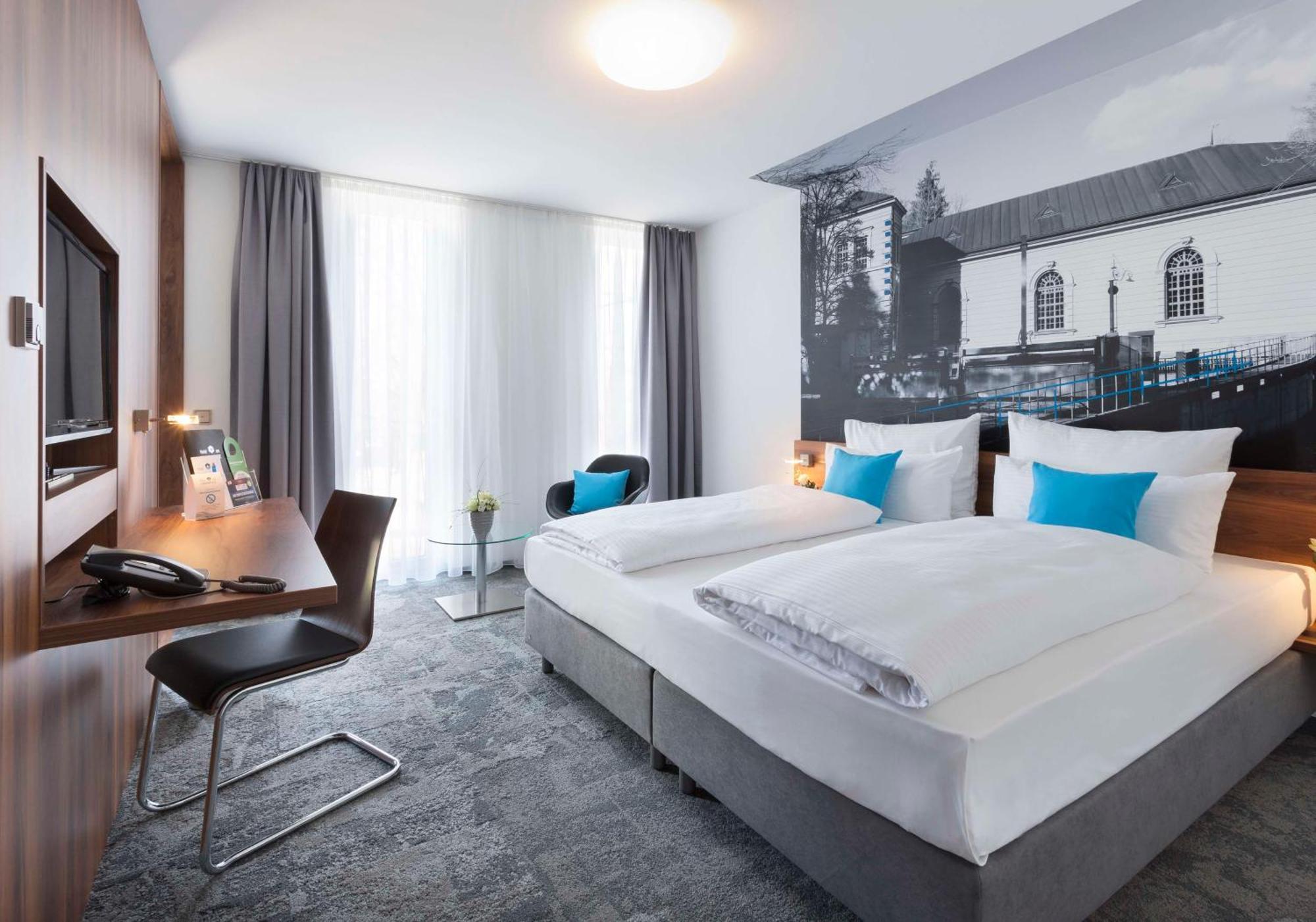 Best Western Hotel Am Europaplatz Koenigsbrunn Exterior photo